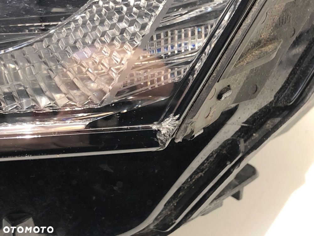 REFLEKTOR LEWY PRZÓD  SKODA OCTAVIA IV (NX3, NN3) 2020 - 2022 2.0 TDI 110 kW [150 KM] olej - 6