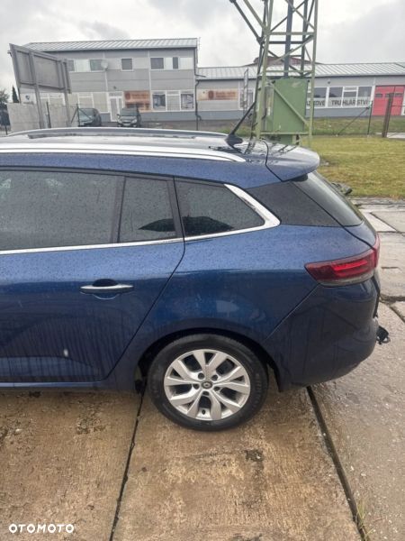Renault Megane ENERGY TCe 140 EDC LIMITED - 3
