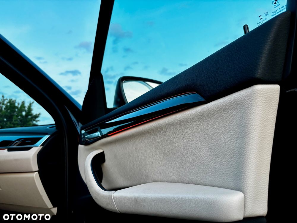 BMW X1 - 12