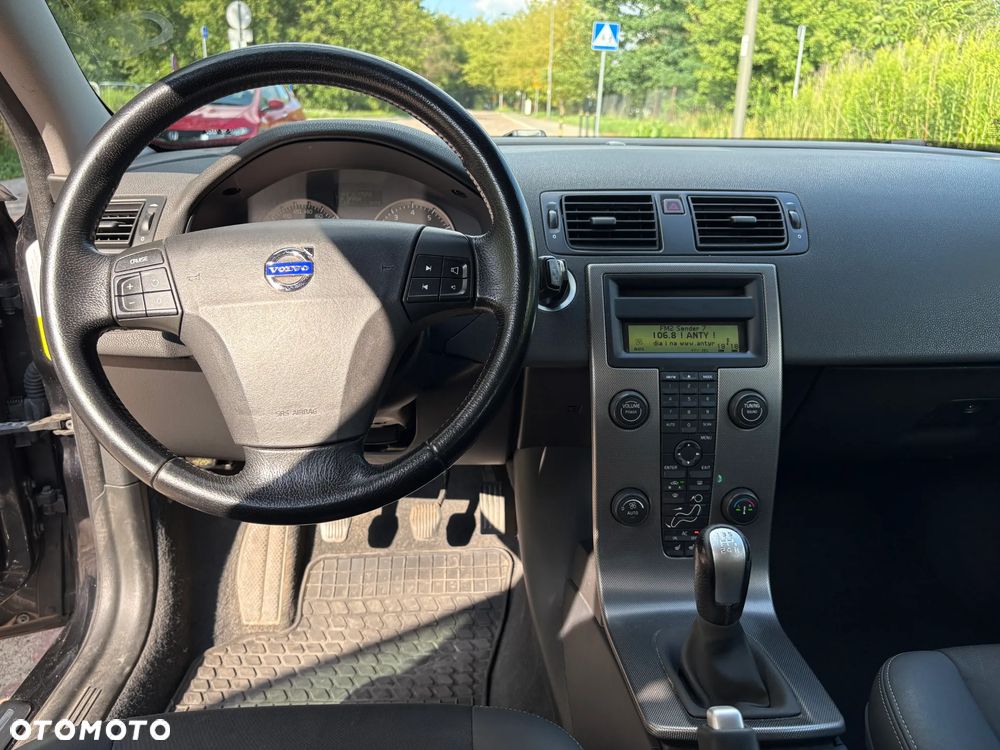 Volvo V50 2.0 Momentum - 16