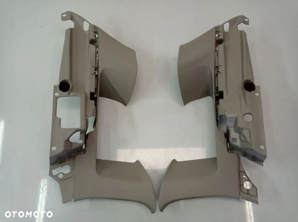 RENAULT CLIO IV KOMBI LIFT OSŁONA SŁUPKA BAGAŻNIKA LEWA