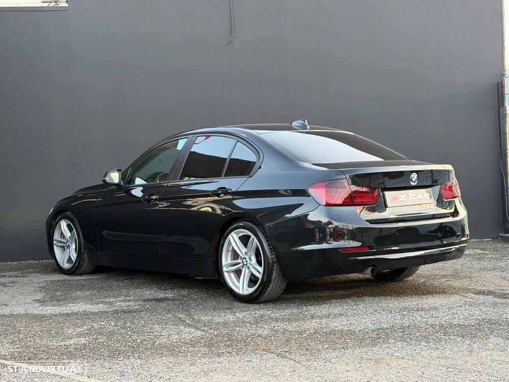 BMW 320 d Auto Line Luxury - 4