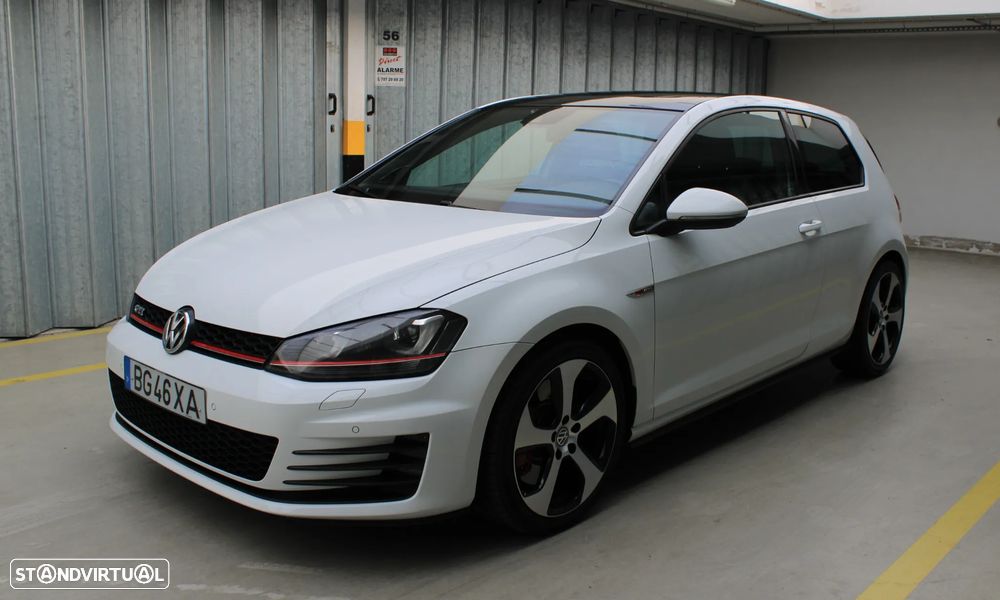 VW Golf GTI Performance BlueMotion - 20