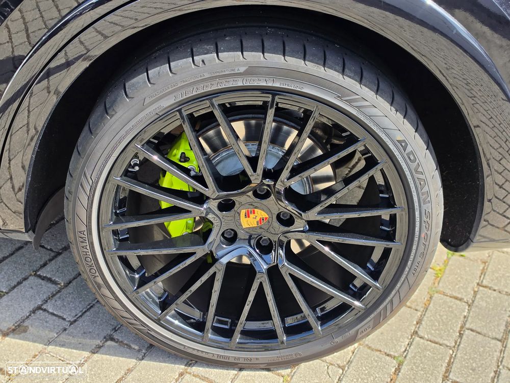 Porsche Cayenne Coupé E-Hybrid Platinum Edition - 7