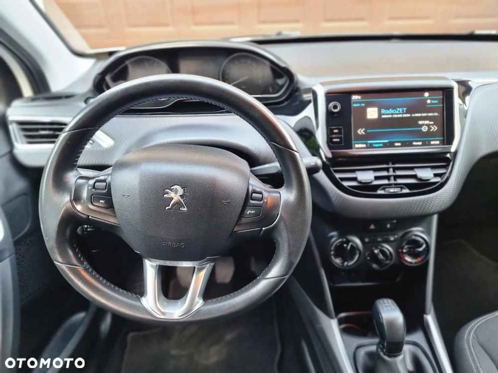 Peugeot 2008 1.2 Pure Tech Active EU6 - 30
