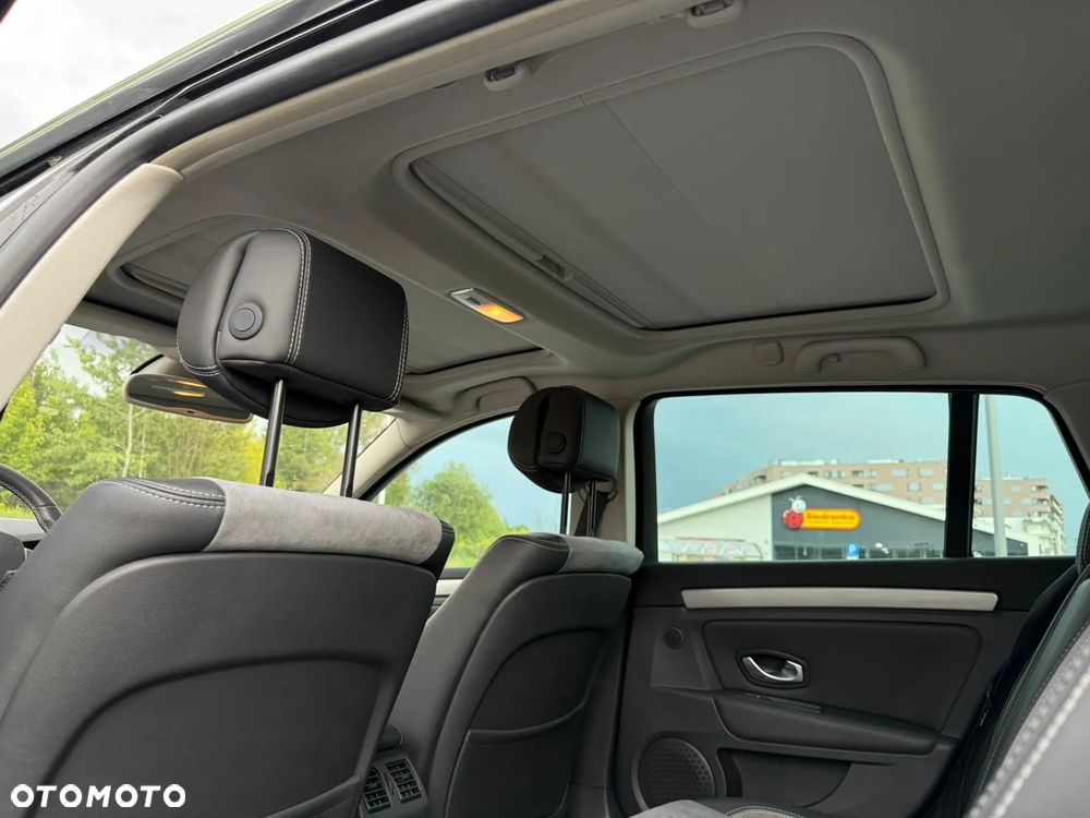 Renault Laguna Grandtour dCi 180 FAP GT - 16