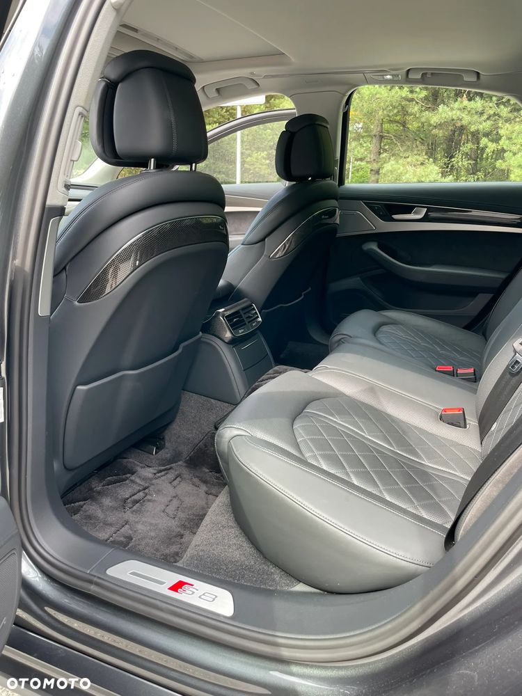 Audi S8 4.0 TFSI Quattro - 29