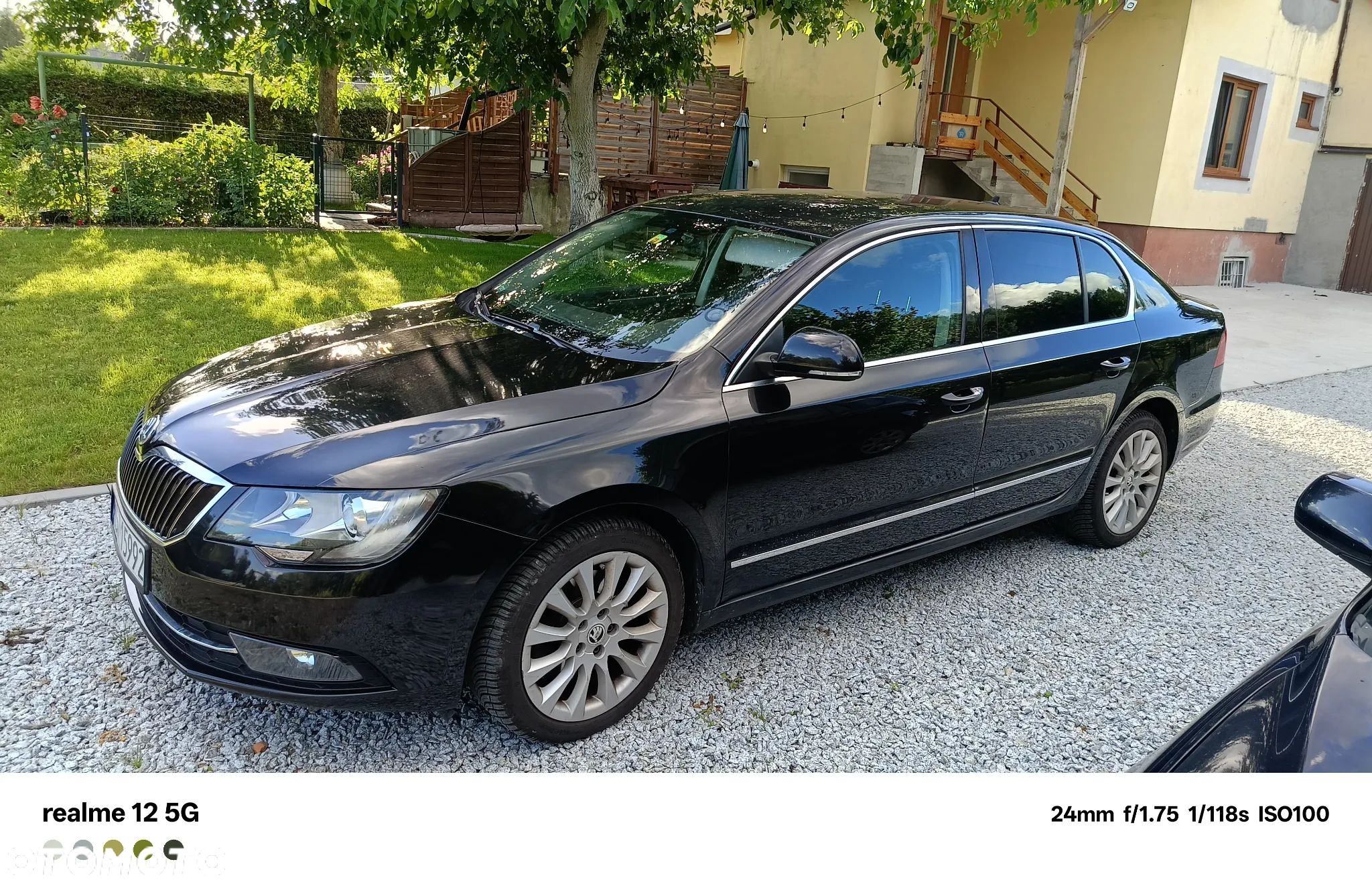 Skoda Superb 2.0 TDI DSG Ambition - 1