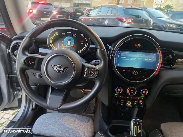 MINI 3 Portas Cooper SE Classic - 21