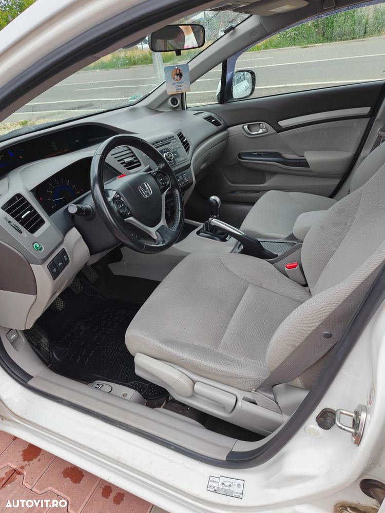 Honda Civic 1.8i-VTEC Sport - 9