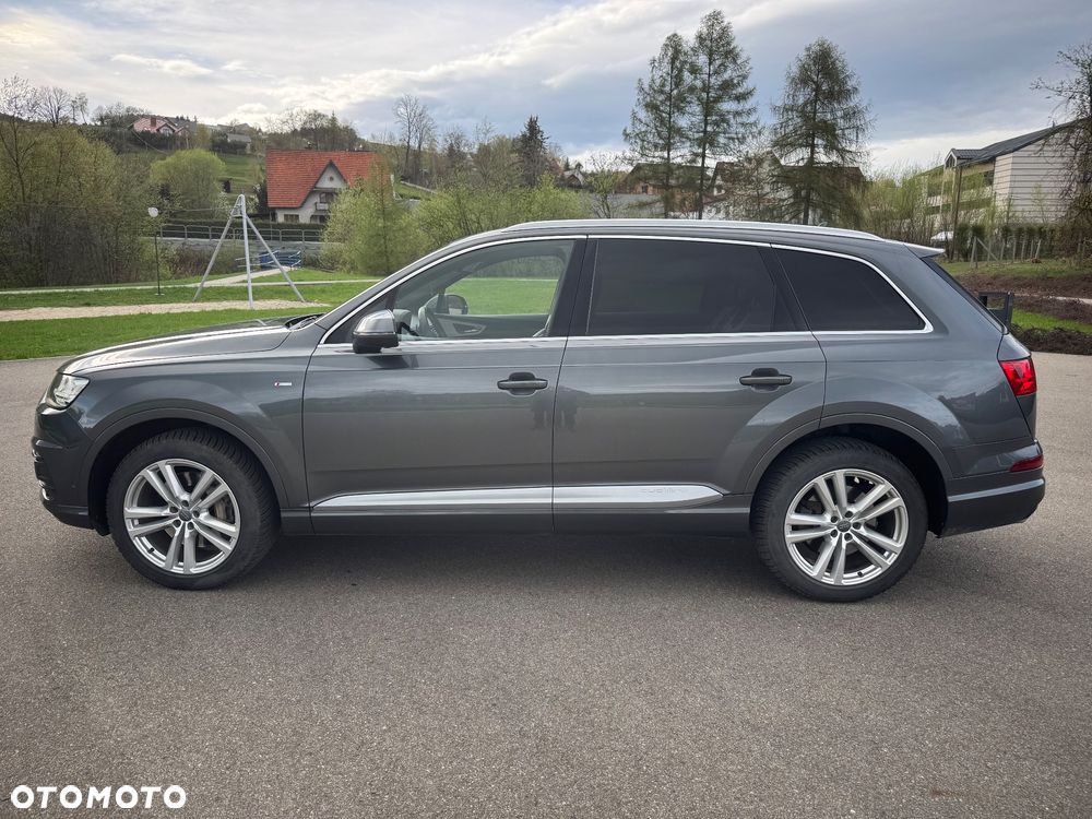Audi Q7 - 12