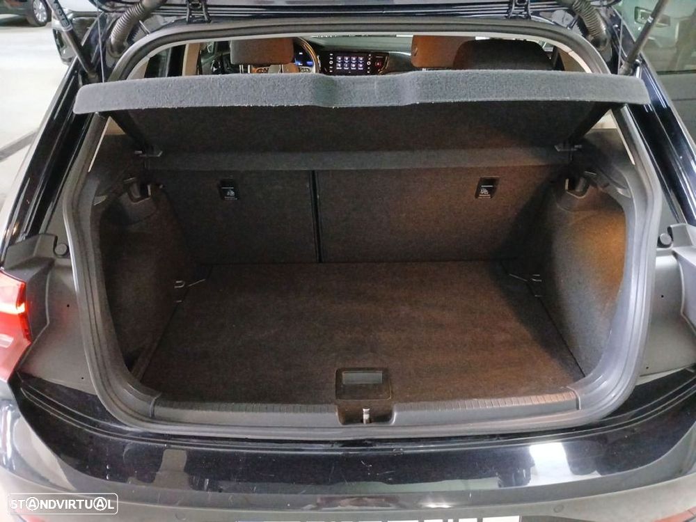 VW Polo 1.0 TSI Urban DSG - 21