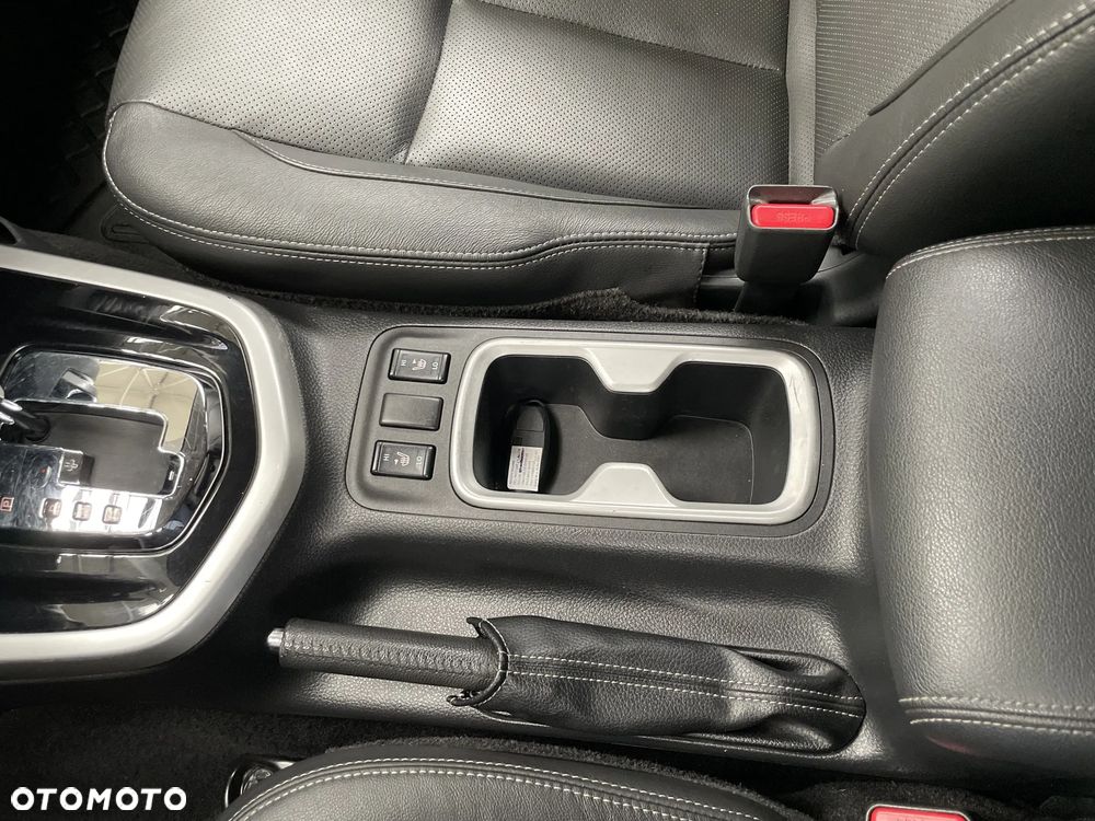 Nissan Navara - 24