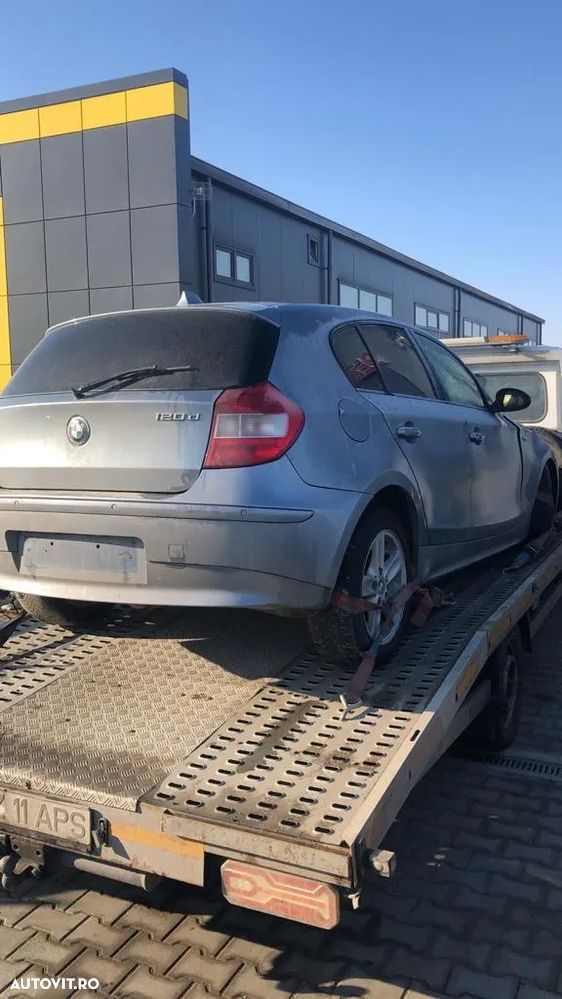 Dezmembram Bmw Seria 1 2.0 B an fabr. 2006 - 2