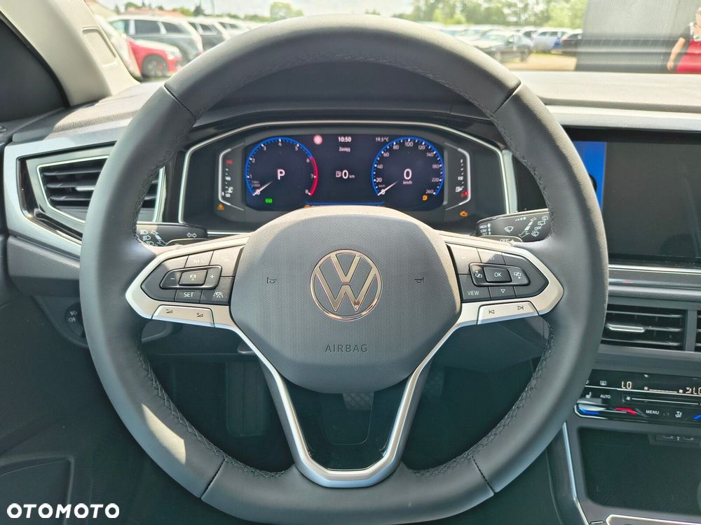 Volkswagen Polo - 15