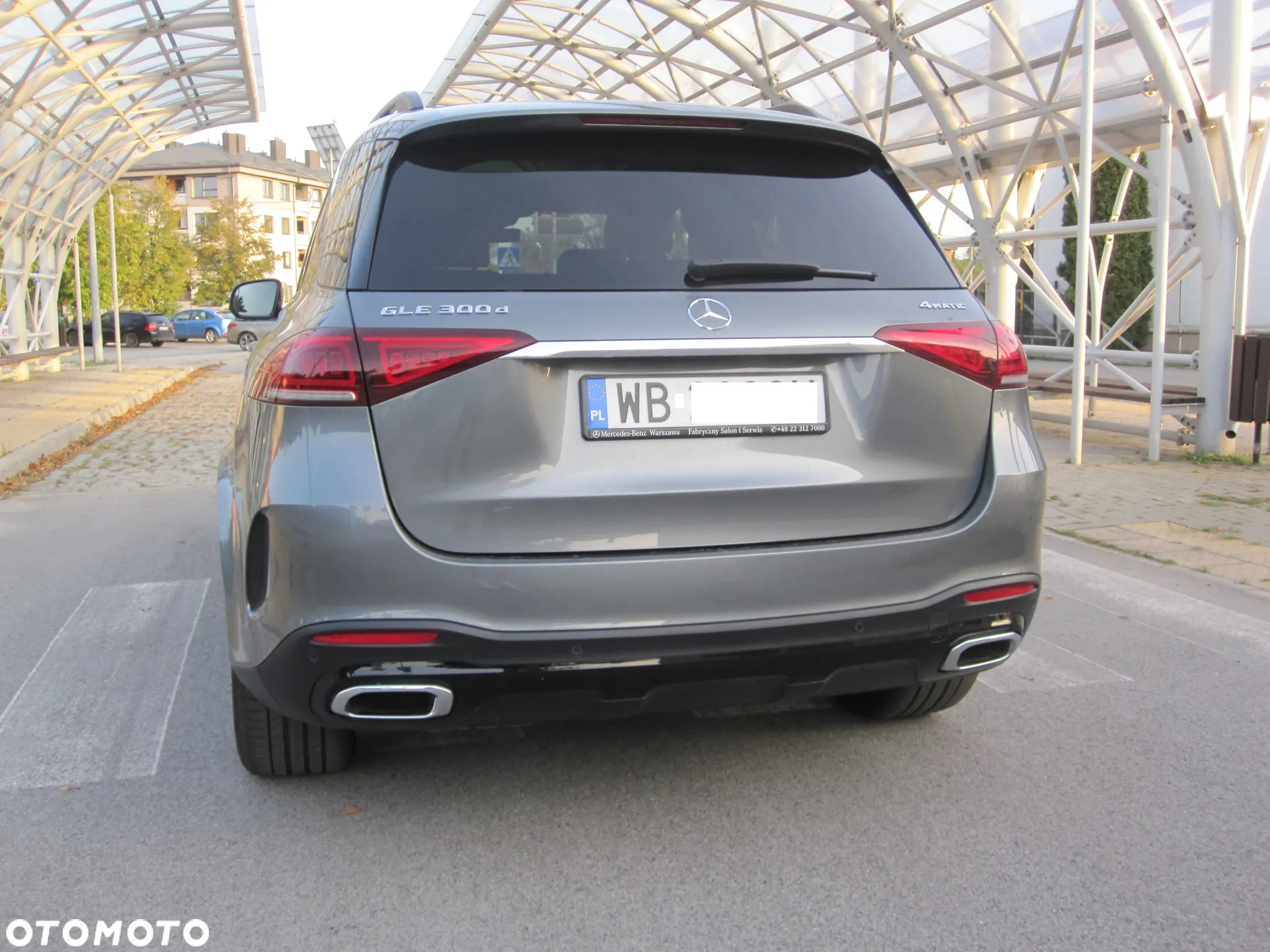 Mercedes-Benz GLE 300 d 4-Matic - 6