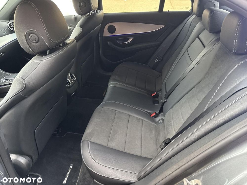 Mercedes-Benz Klasa E - 17