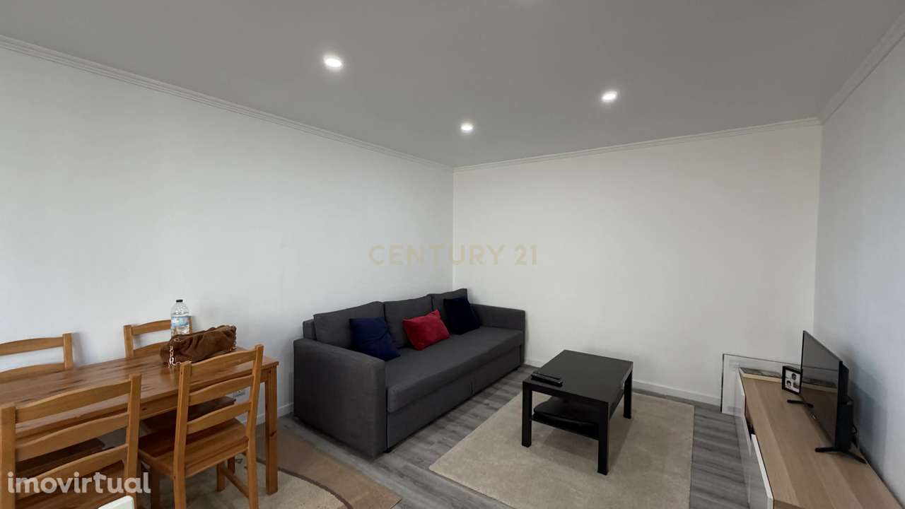 APARTAMENTO T1 REMODELADO – Monte Abraão, Queluz - Grande imagem: 3/17