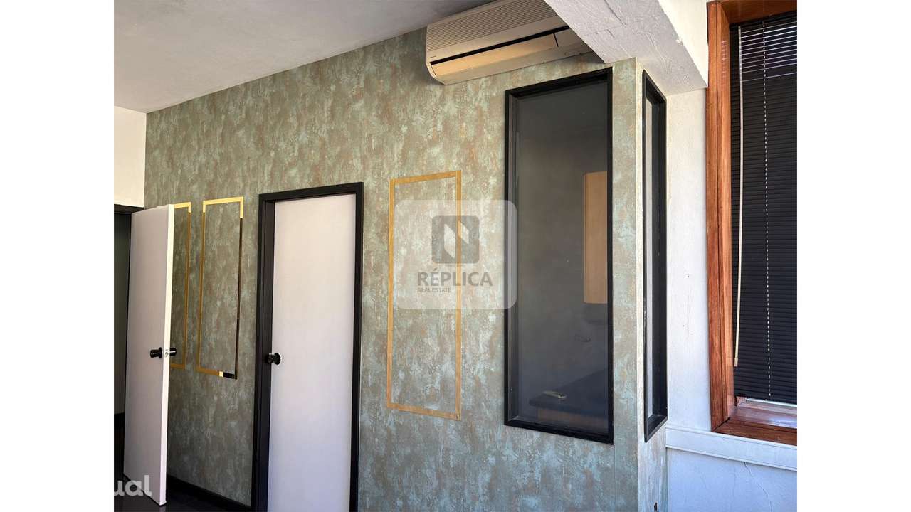 Escritório para Arrendamento na Praça da Galiza, Porto - Grande imagem: 5/8