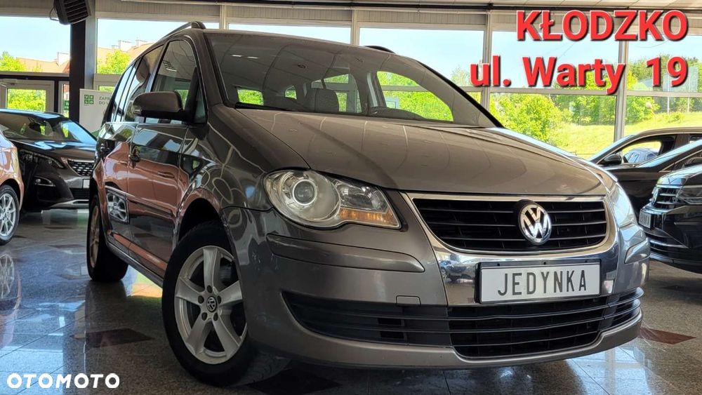 Volkswagen Touran - 2
