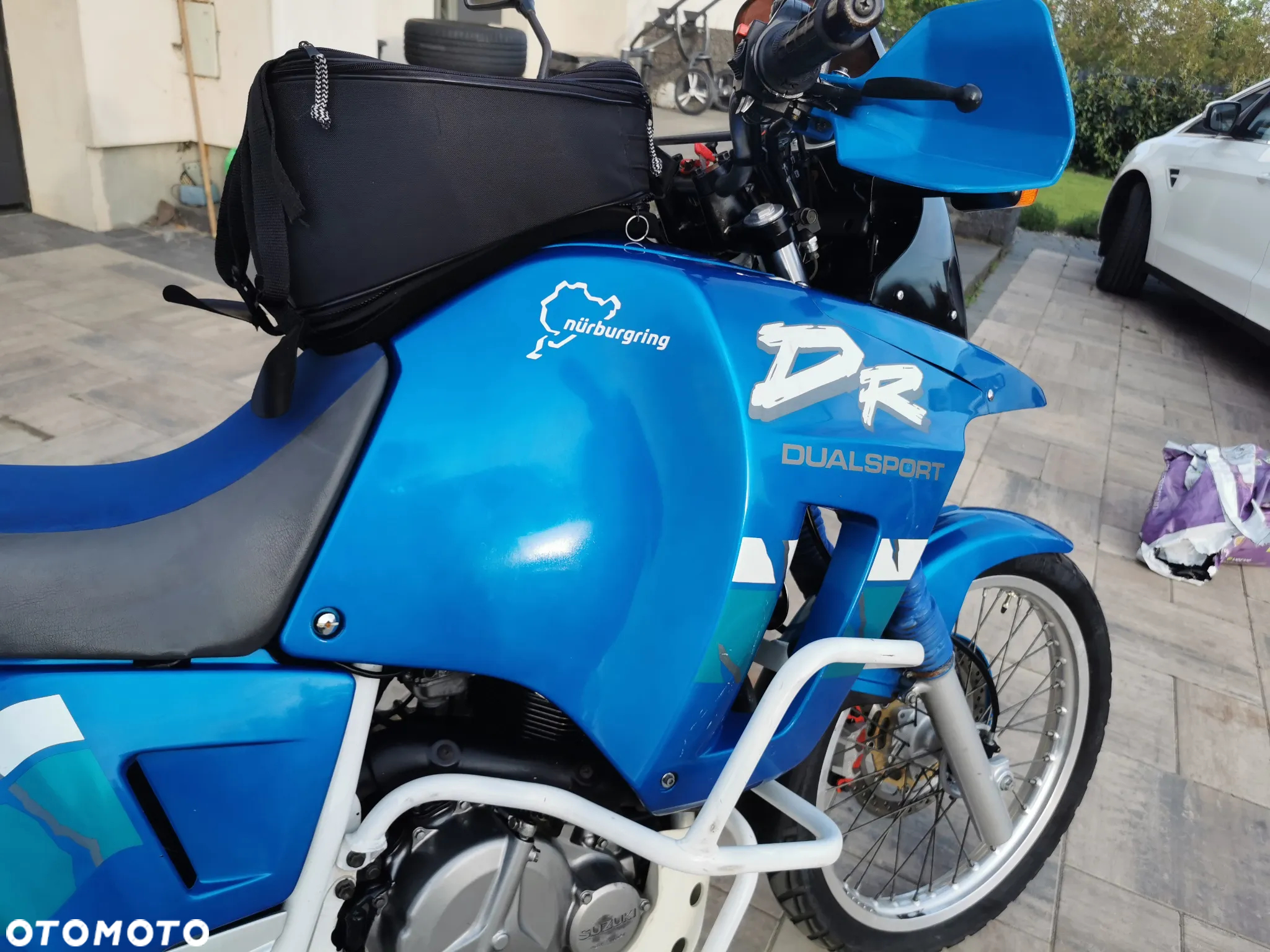 Suzuki DR - 16