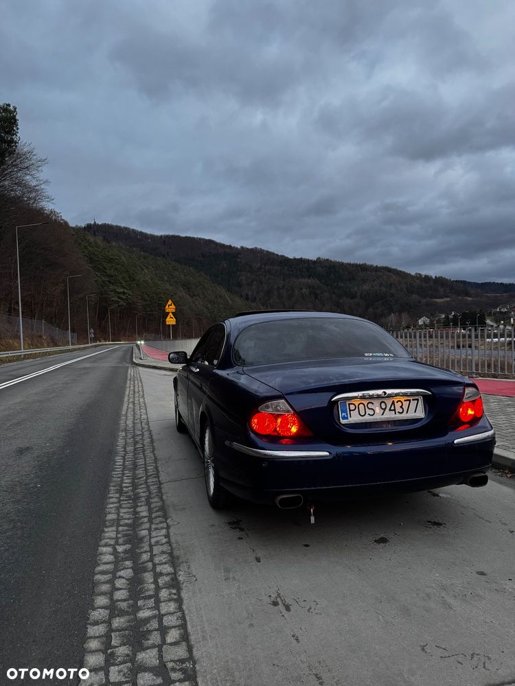 Jaguar S-Type - 32