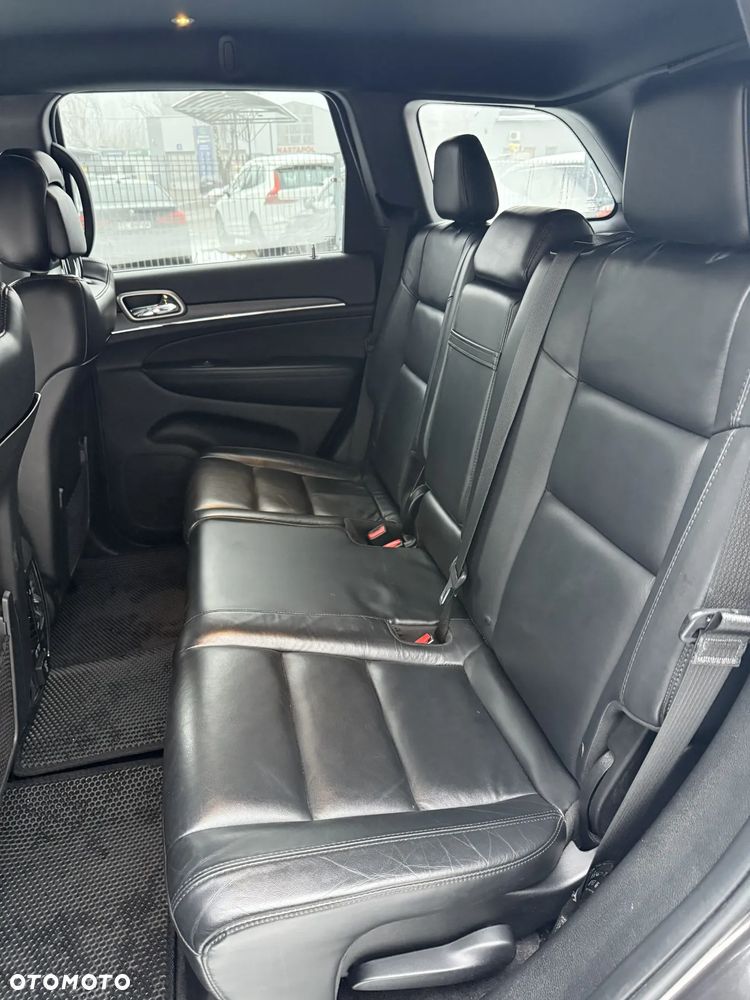 Jeep Grand Cherokee - 10