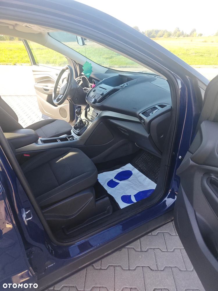 Ford Kuga 2.0 TDCi AWD Edition - 12