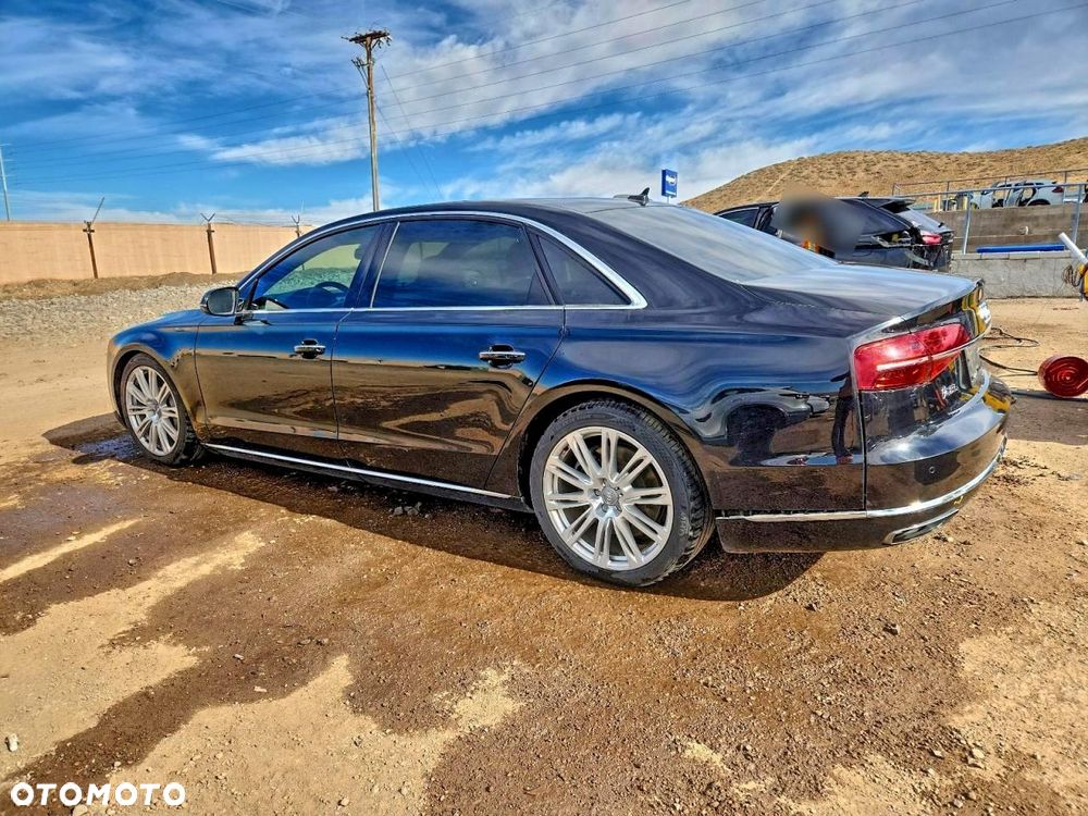 Audi A8 - 3