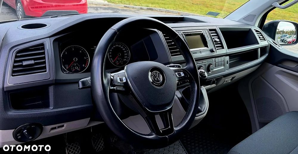 Volkswagen Transporter - 26