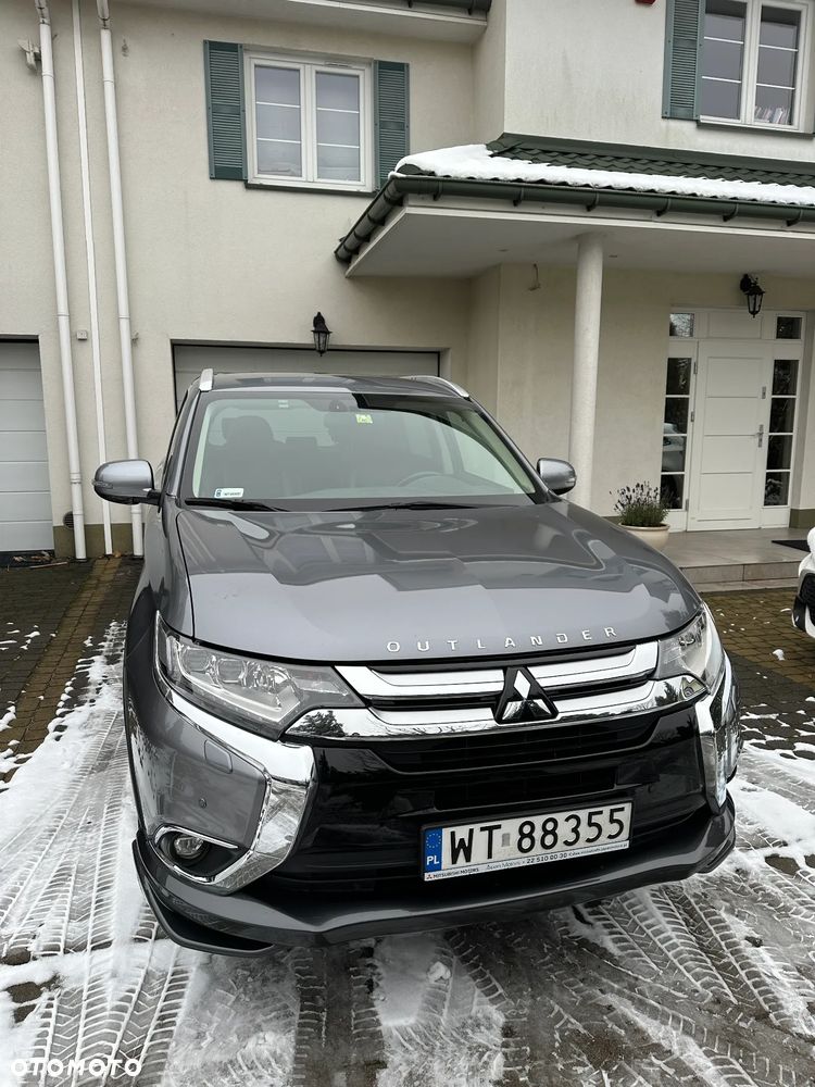 Mitsubishi Outlander - 11