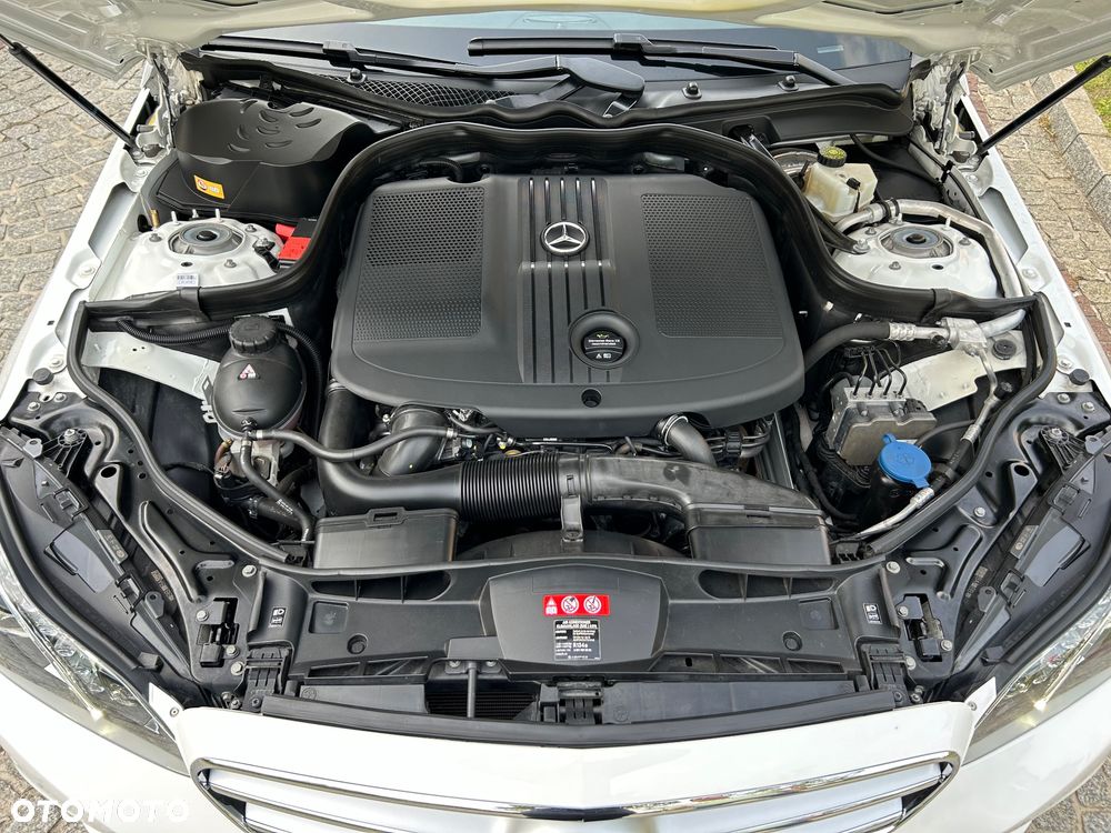 Mercedes-Benz Klasa E 220 BlueTEC 4-Matic Avantgarde - 23