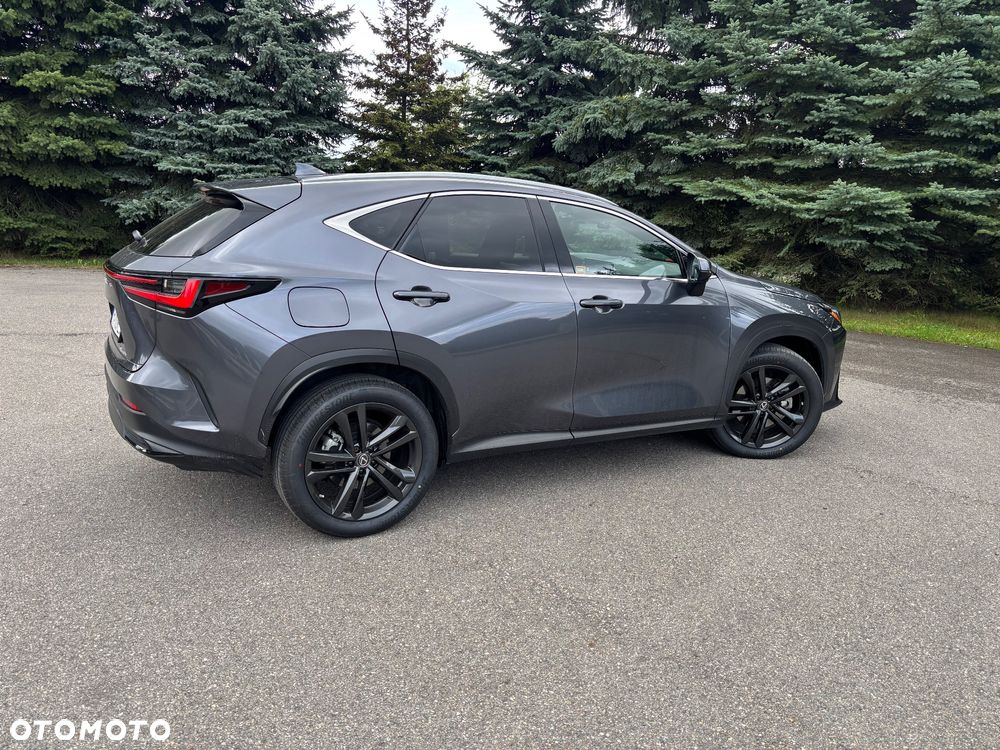 Lexus NX 450h+ Prestige AWD - 3