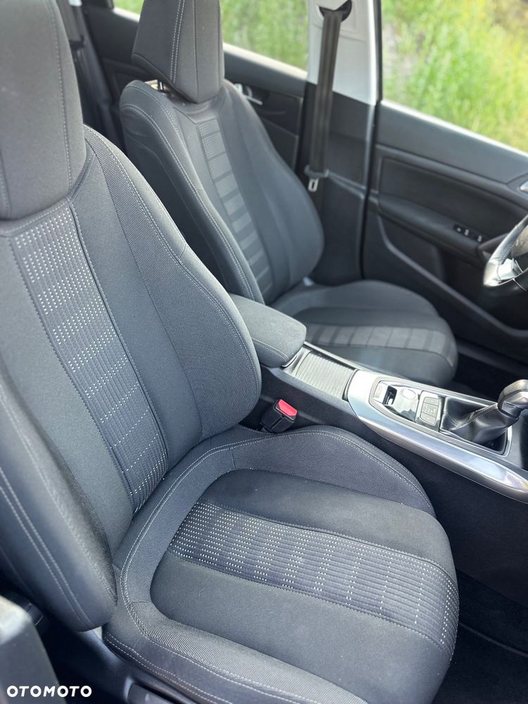 Peugeot 308 - 14