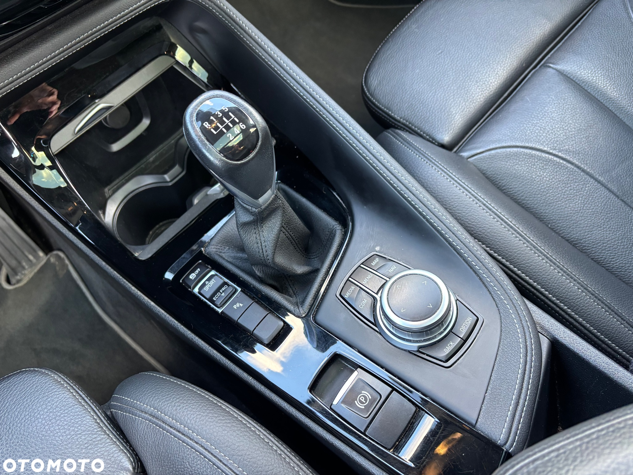 BMW X2 sDrive18d Edition GoldPlay - 34