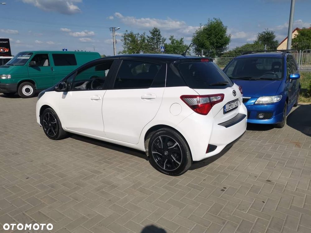 Toyota Yaris 1.5 Selection - 2