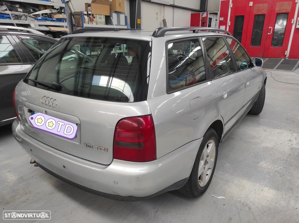 Audi A4 Avant 1.9 TDI Attraction - 4