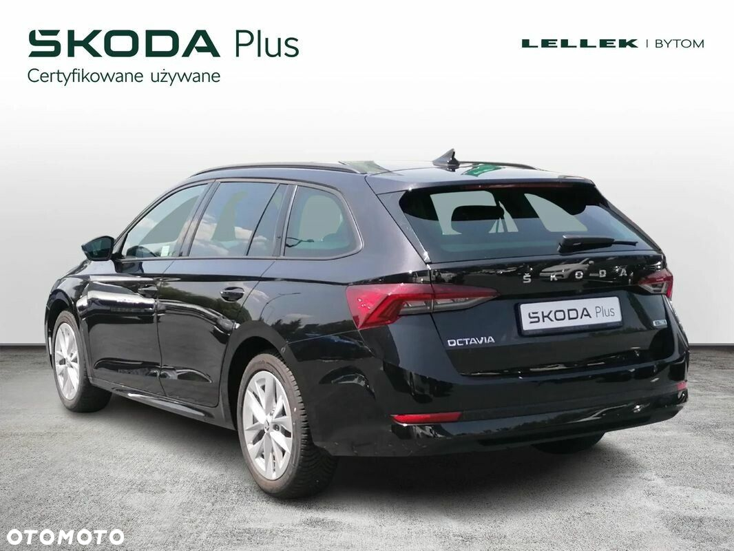 Skoda Octavia - 3