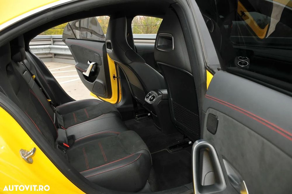 Mercedes-Benz CLA - 11