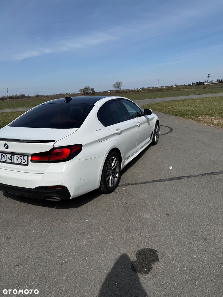 BMW Seria 5 520d xDrive M Sport sport - 3