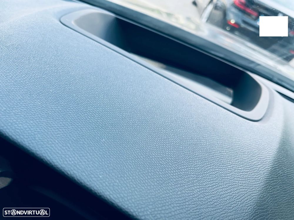 Citroën C5 X 1.6 Hybrid Shine Pack e-EAT8 - 29