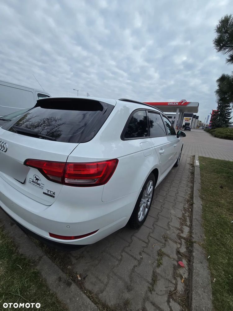 Audi A4 Avant 2.0 TDI Quattro S tronic - 4