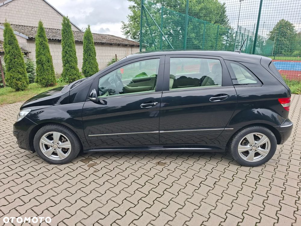 Mercedes-Benz Klasa B 200 Autotronic Special Edition - 12