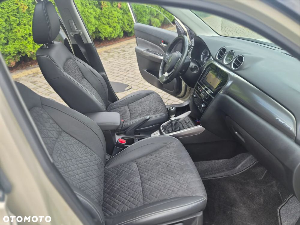 Suzuki Vitara 1.4 Boosterjet Hybrid Allgrip Comfort - 21