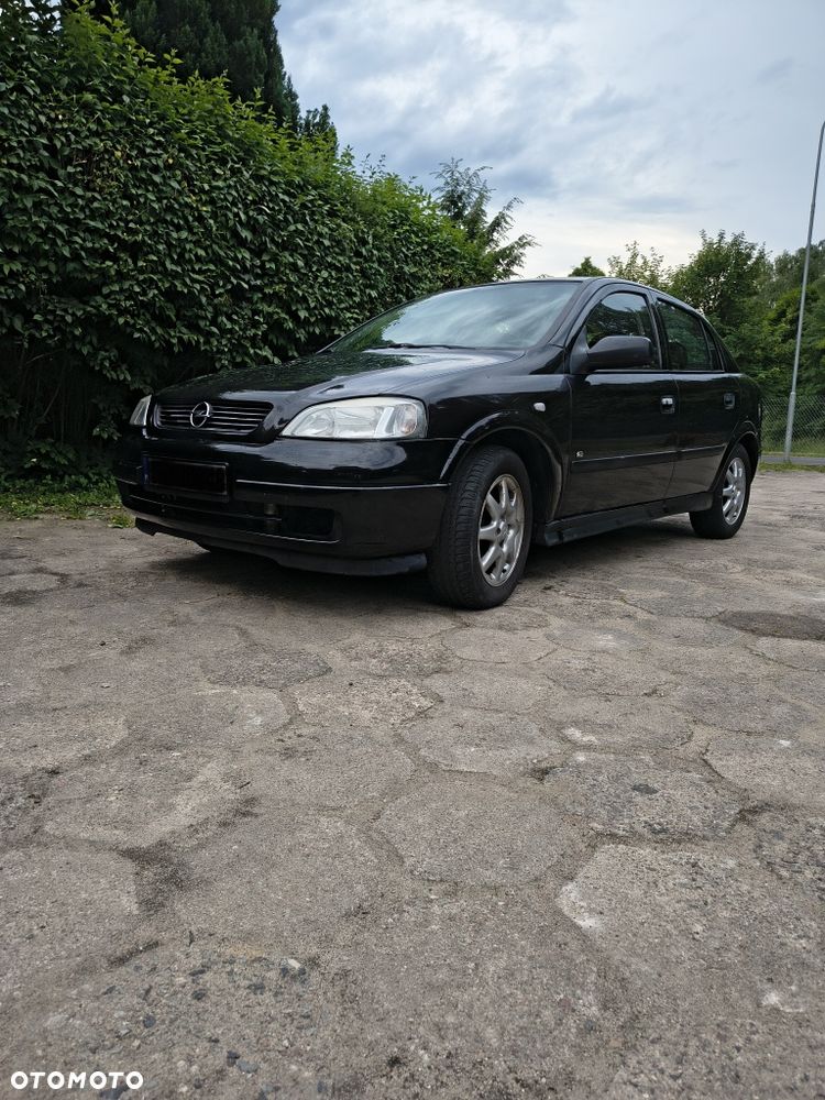 Opel Astra - 1