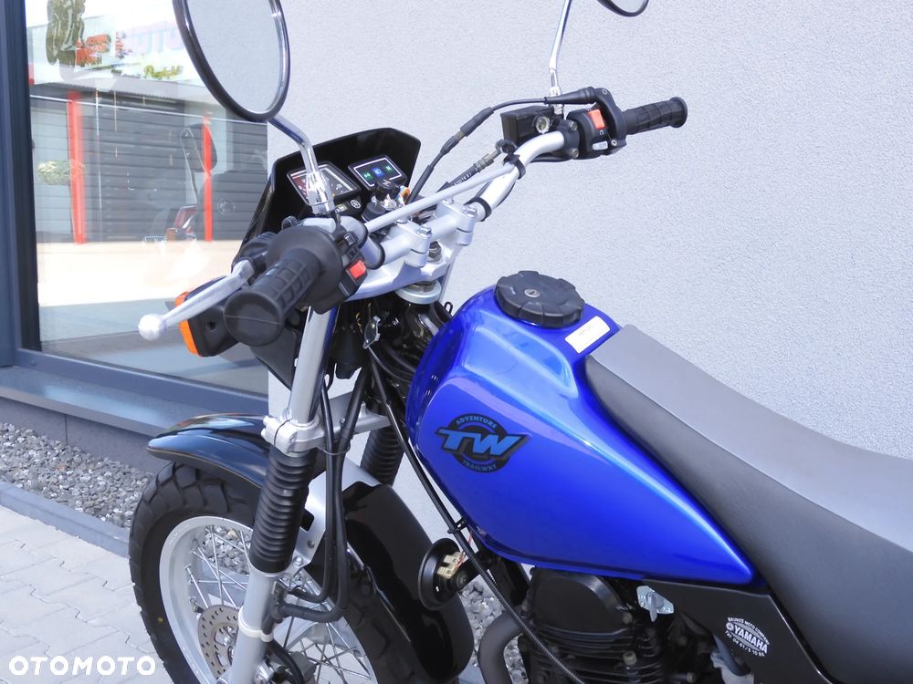 Yamaha TW - 27