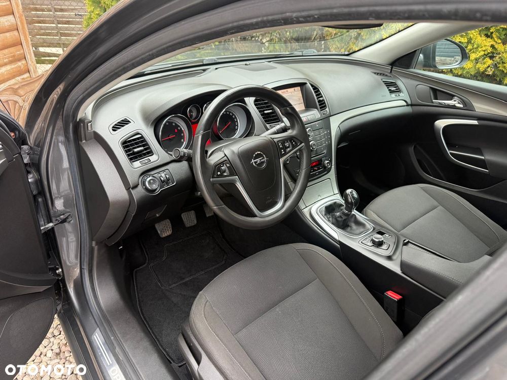 Opel Insignia 1.6 Turbo Edition - 11