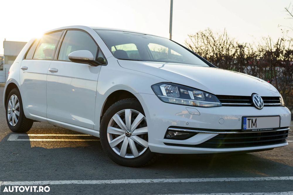 Volkswagen Golf 1.0 TSI Comfortline - 1