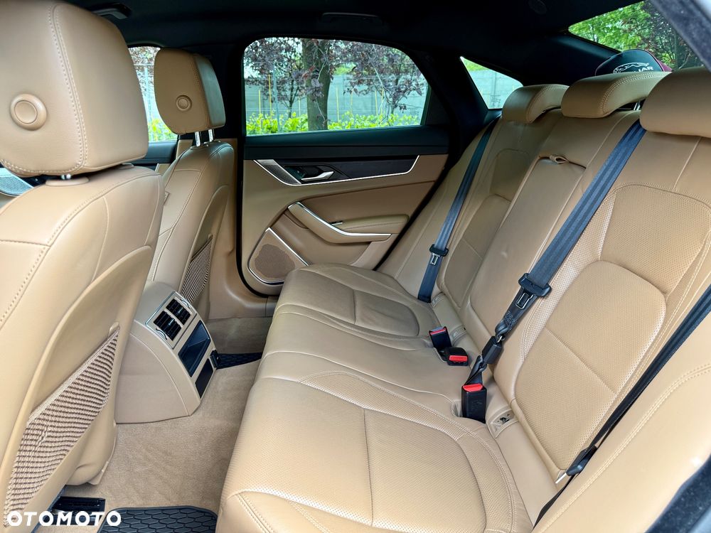 Jaguar XF 2.0 D200 S - 23
