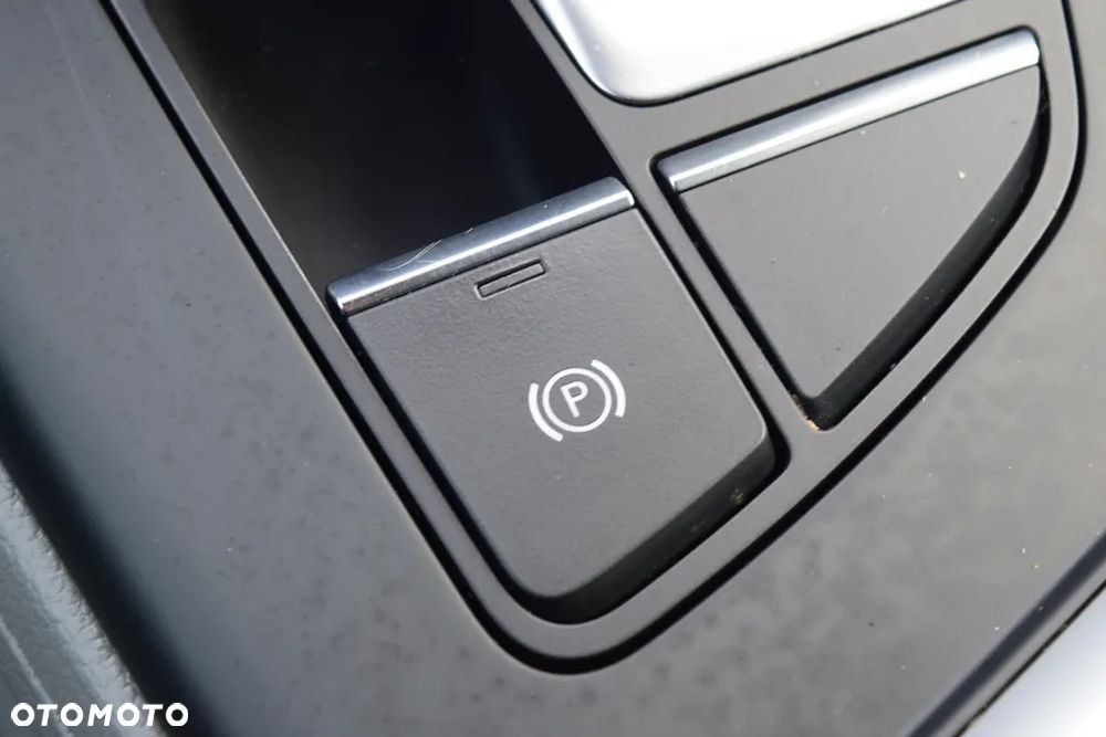 Audi A4 Limousine - 28